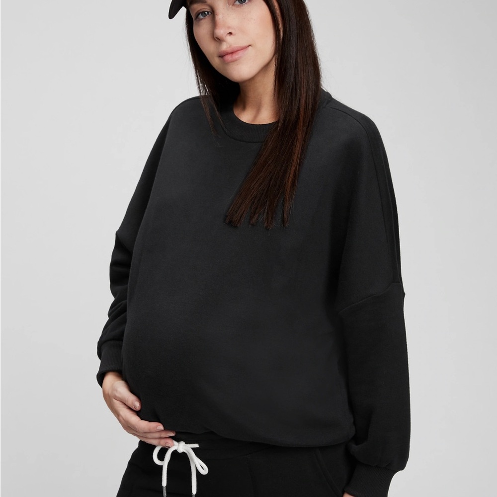 Gap maternity crew neck sweatshirt